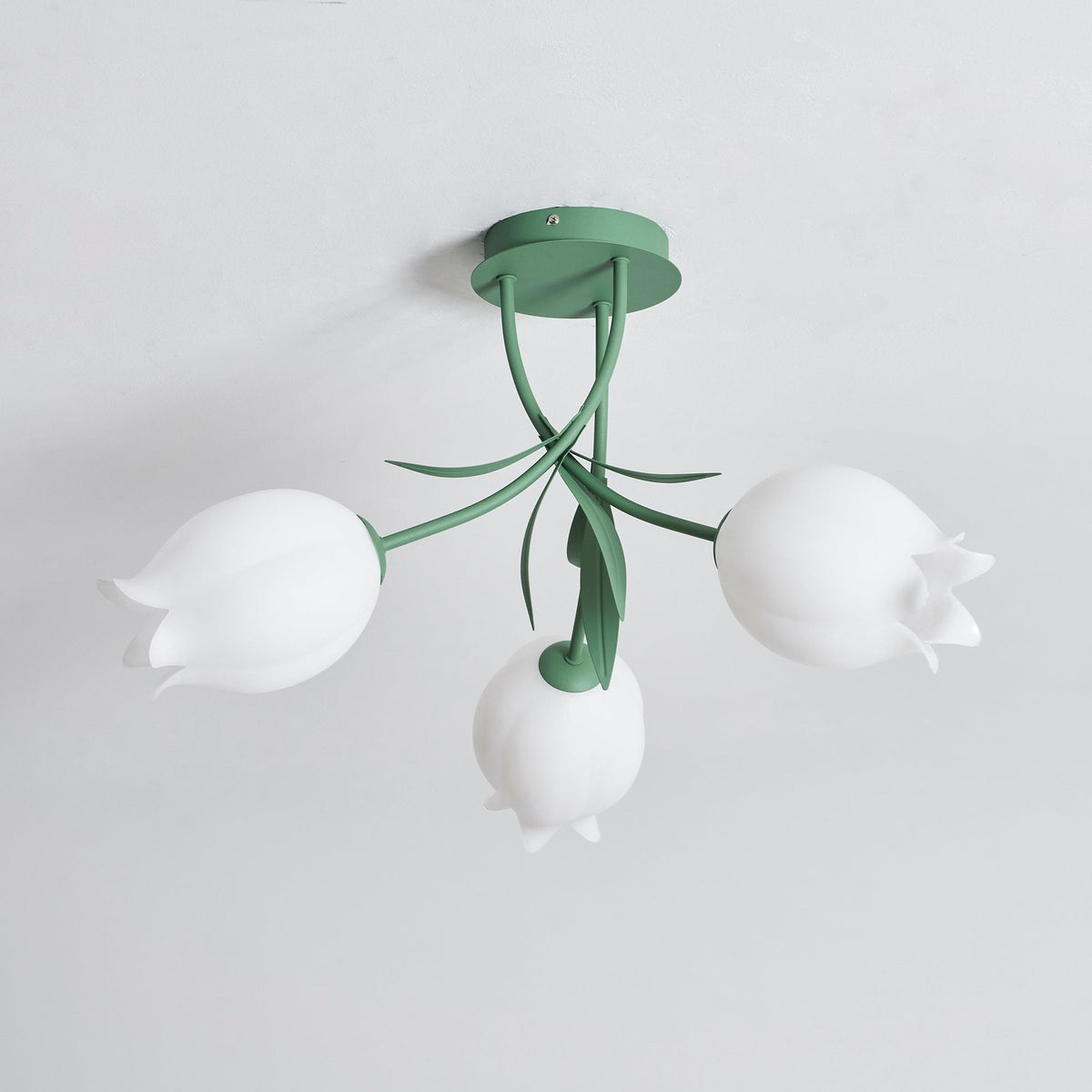 Ricko Lily Flower Ceiling Light – Multi-Head Acrylic Shades, Dimmable, Damp Rated, 3 Sizes