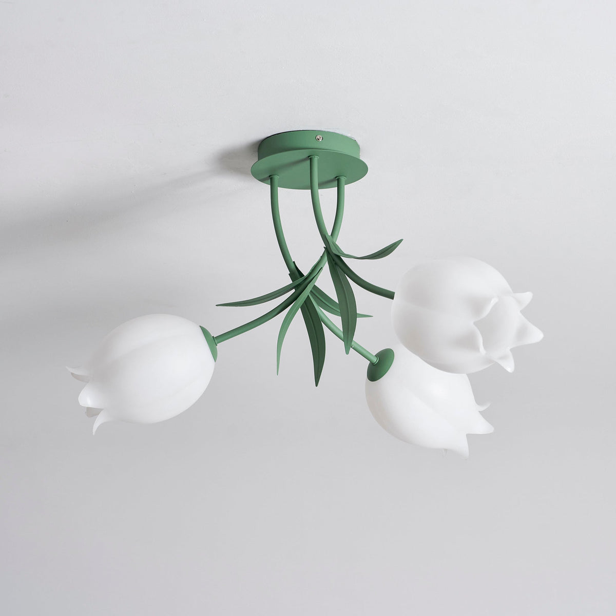 Ricko Lily Flower Ceiling Light – Multi-Head Acrylic Shades, Dimmable, Damp Rated, 3 Sizes
