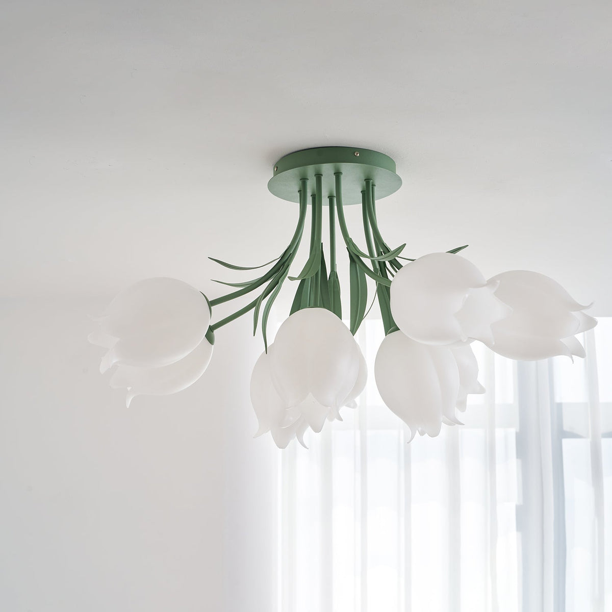 Ricko Lily Flower Ceiling Light – Multi-Head Acrylic Shades, Dimmable, Damp Rated, 3 Sizes