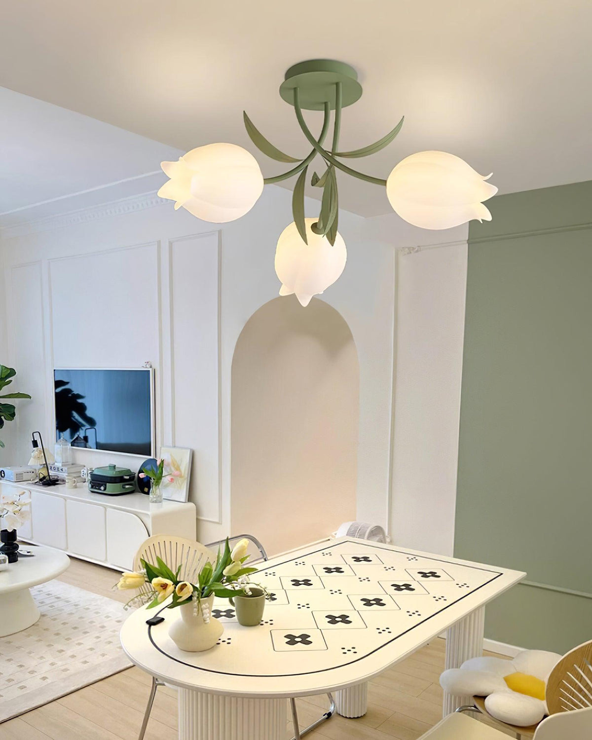 Ricko Lily Flower Ceiling Light – Multi-Head Acrylic Shades, Dimmable, Damp Rated, 3 Sizes
